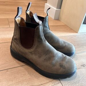 Blundstone chelsea boots, brown, women 11 / men 9